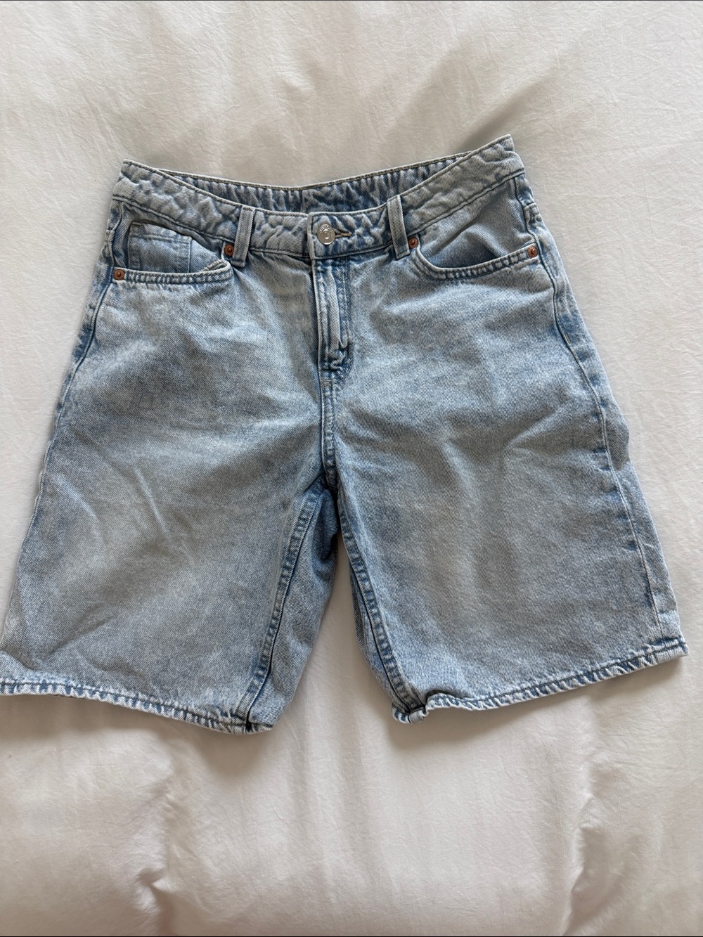 Light Wash Denim women’s Shorts - Classic Casual